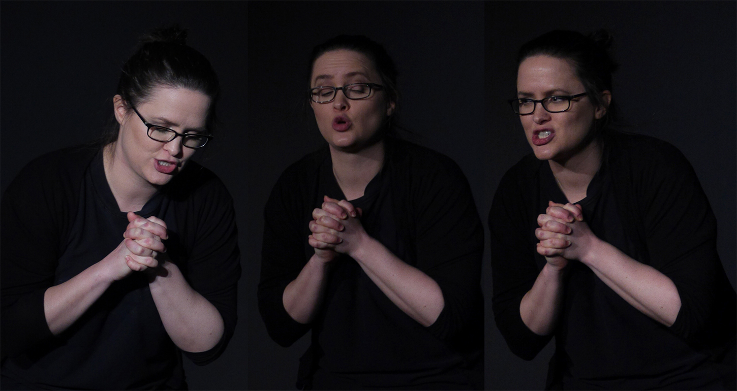 Dinah web Dinah zeigt unterschiedliche Gesichtsausdrücke. Sie trägt schwarze Übungskleidung und eine Brille.